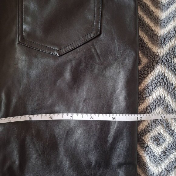SHEIN Women's Black Faux Leather Pants Straight Leg Sz 2 (XS) - Picture 2 of 11